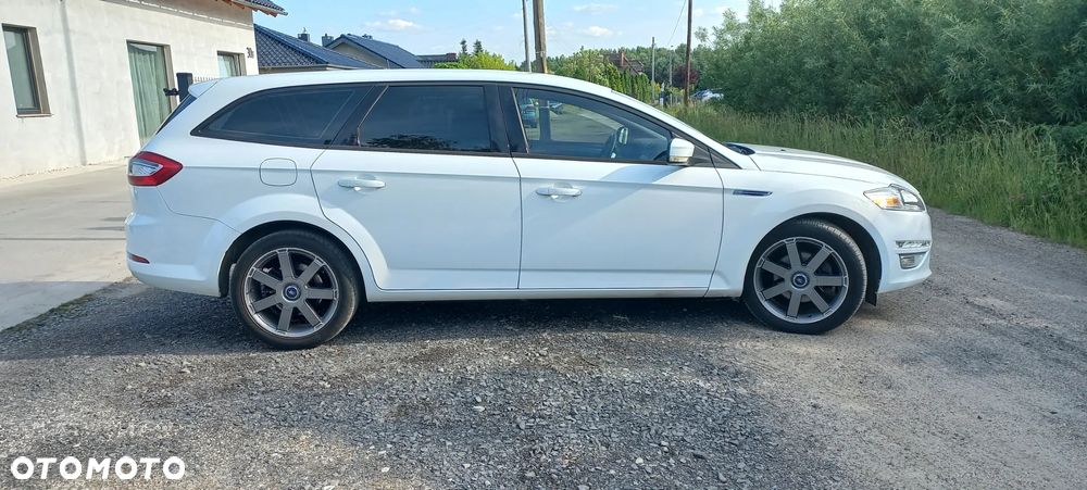 Ford Mondeo 2.0 TDCi Ambiente - 4