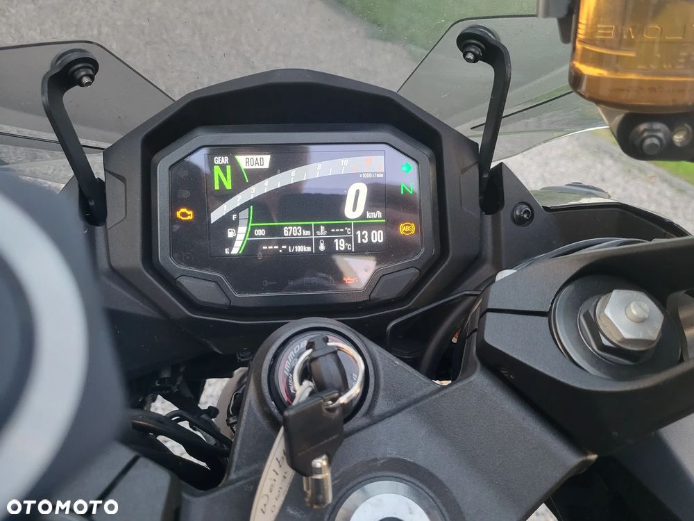 Kawasaki Ninja 1000 SX - 13