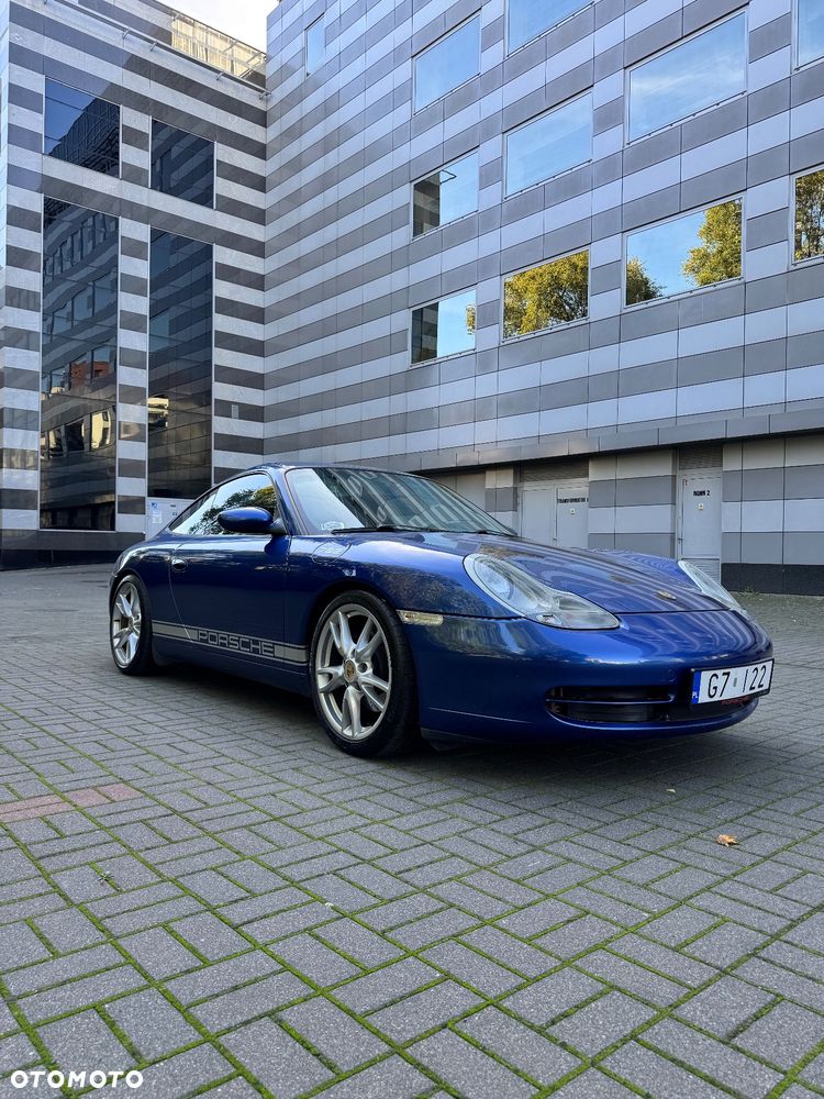 Porsche 911 Carrera - 5