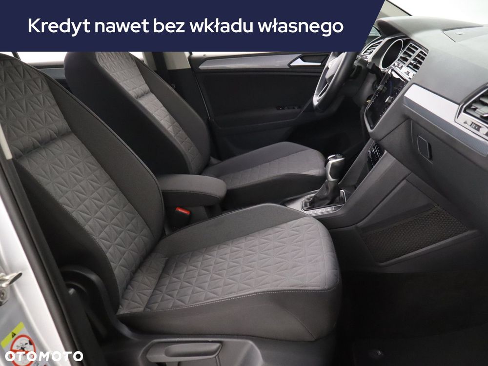 Volkswagen Tiguan - 11