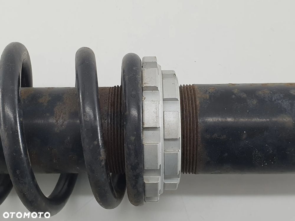 AMORTYZATOR TYL SPREZYNA  TGB BLADE 550 - 10