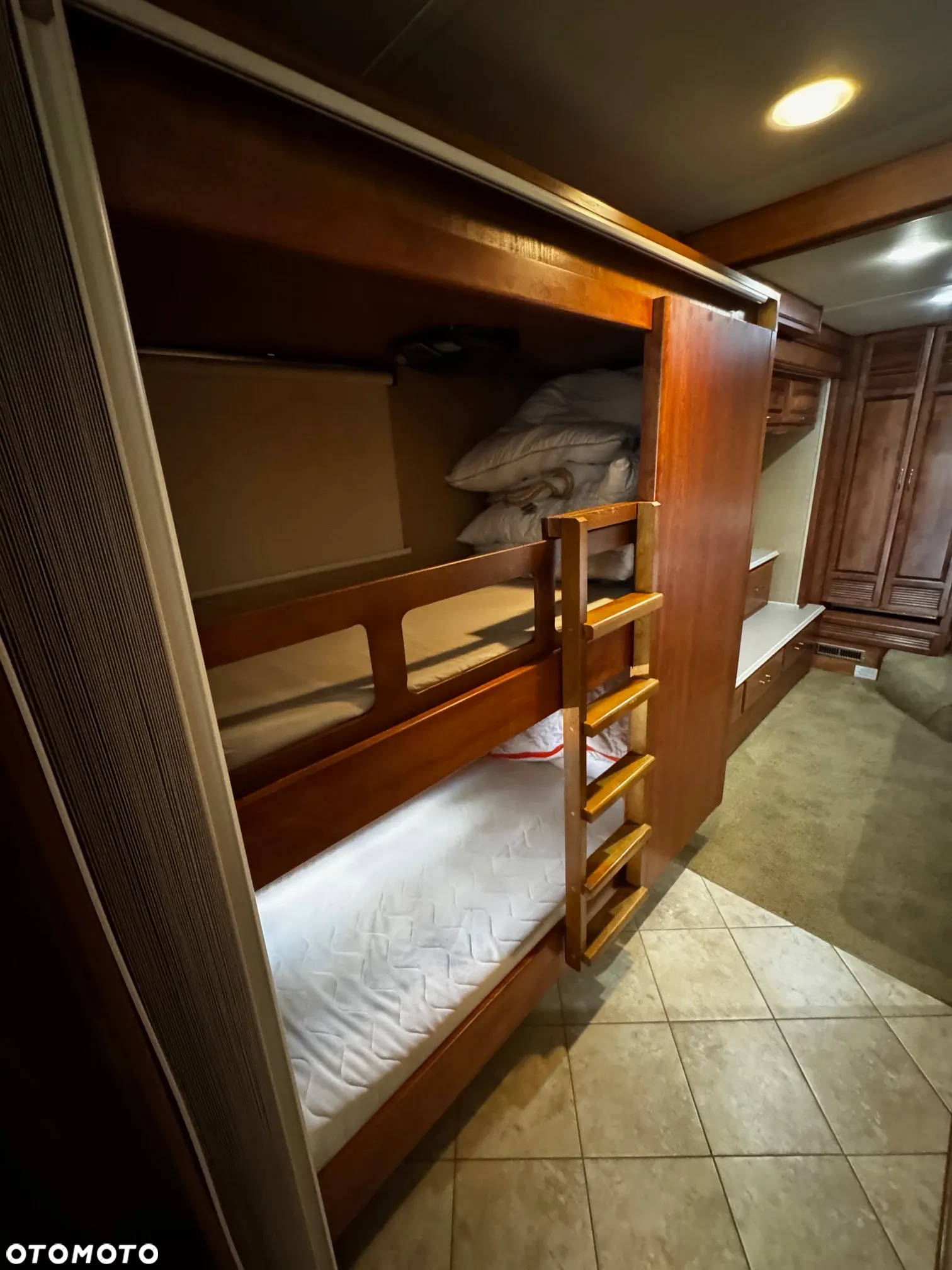 Inny Holiday Rambler Neptune 40 PBT - 26