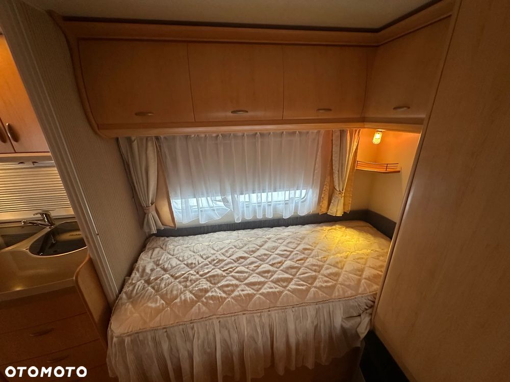 Hobby 460 UL z przedsionkiem Isabella i napędem. DMC 1400 KG !!! - 33