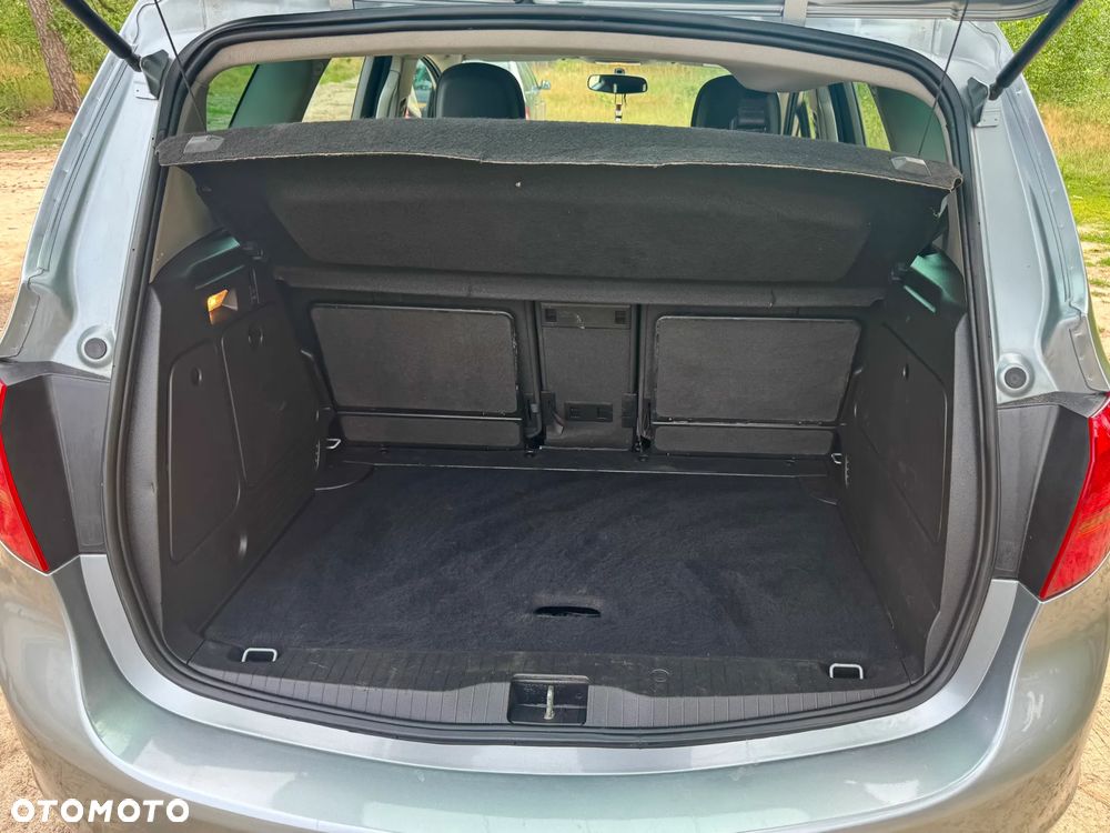 Opel Meriva - 12