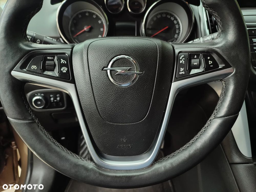 Opel Zafira 1.4 T Cosmo EcoFLEX S&S EU6 - 28