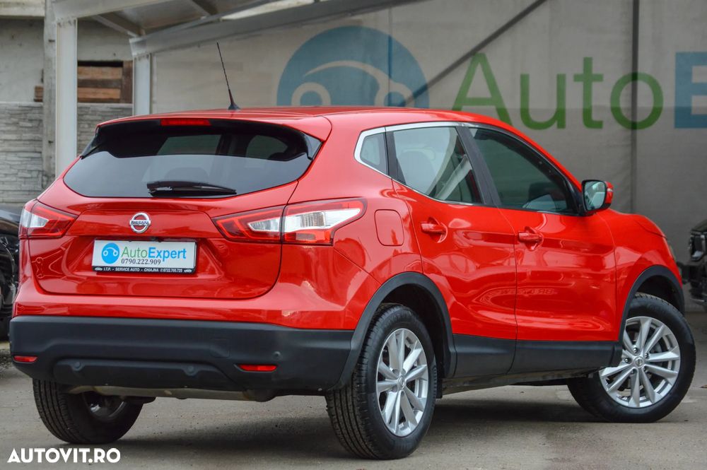 Nissan Qashqai 1.6 DCI Start/Stop X-TRONIC N-Connecta - 18