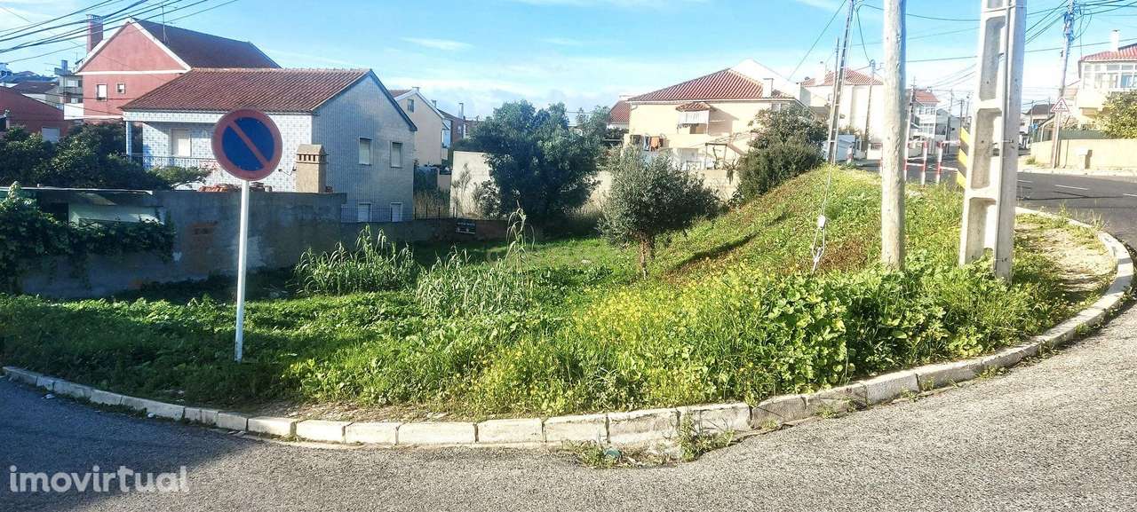 TERRENO EM GAVETO - Grande imagem: 2/7