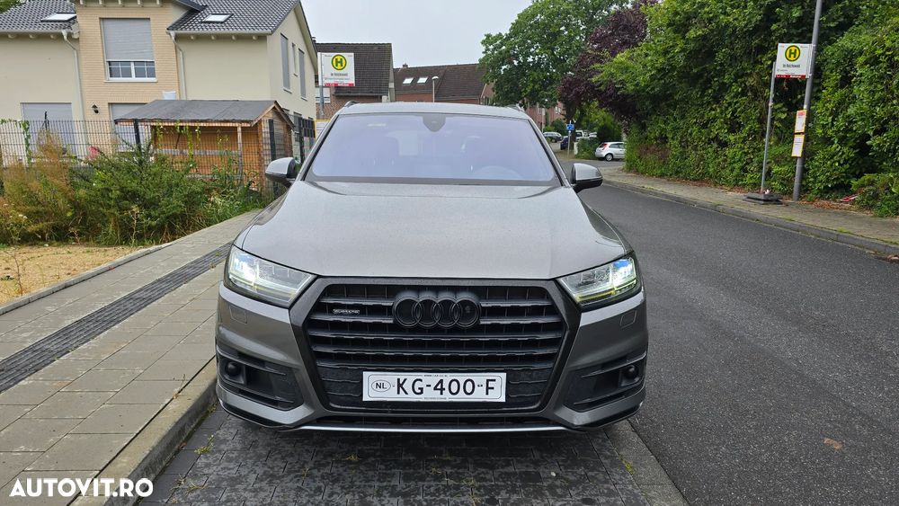 Audi Q7 - 7