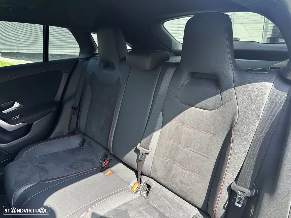 Mercedes-Benz CLA 250 e 8G-DCT Edition AMG Line - 37