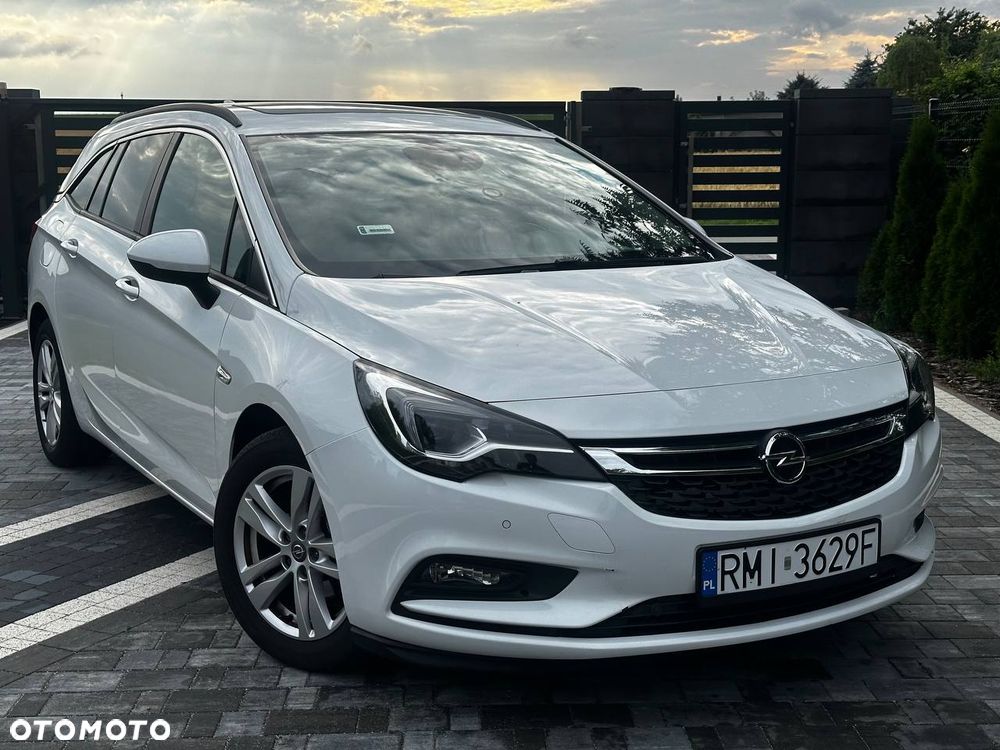 Opel Astra 1.6 CDTI Elite - 1