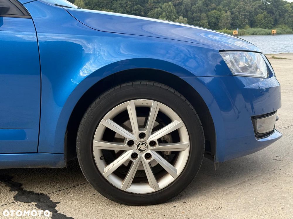 Skoda Octavia 1.6 TDI Ambition DSG - 13