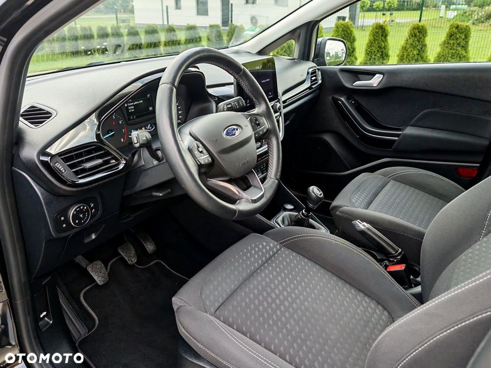 Ford Fiesta 1.0 EcoBoost S&S TITANIUM - 6
