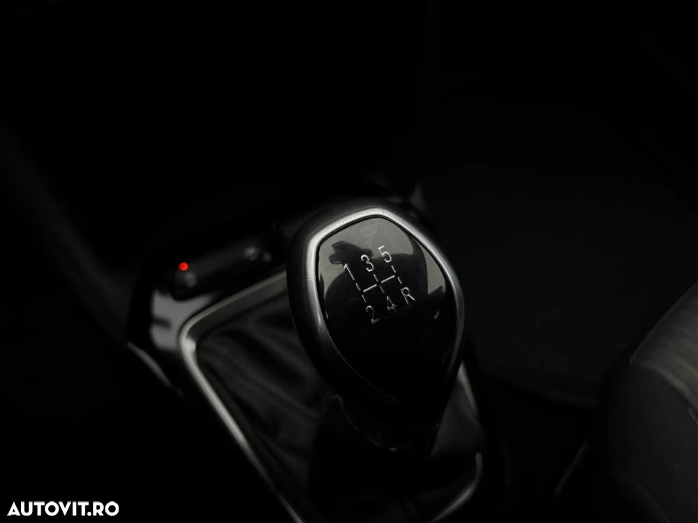 Opel Corsa 1.2L Start/Stop Edition - 31