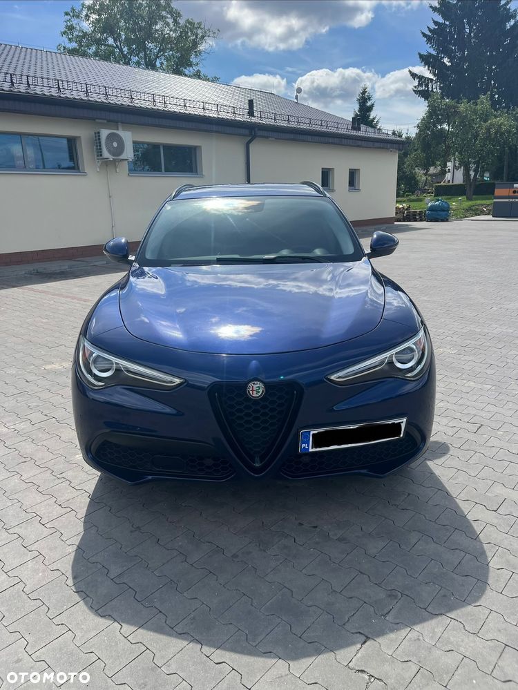Alfa Romeo Stelvio 2.0 Turbo 16V AT8-Q4 Ti - 2