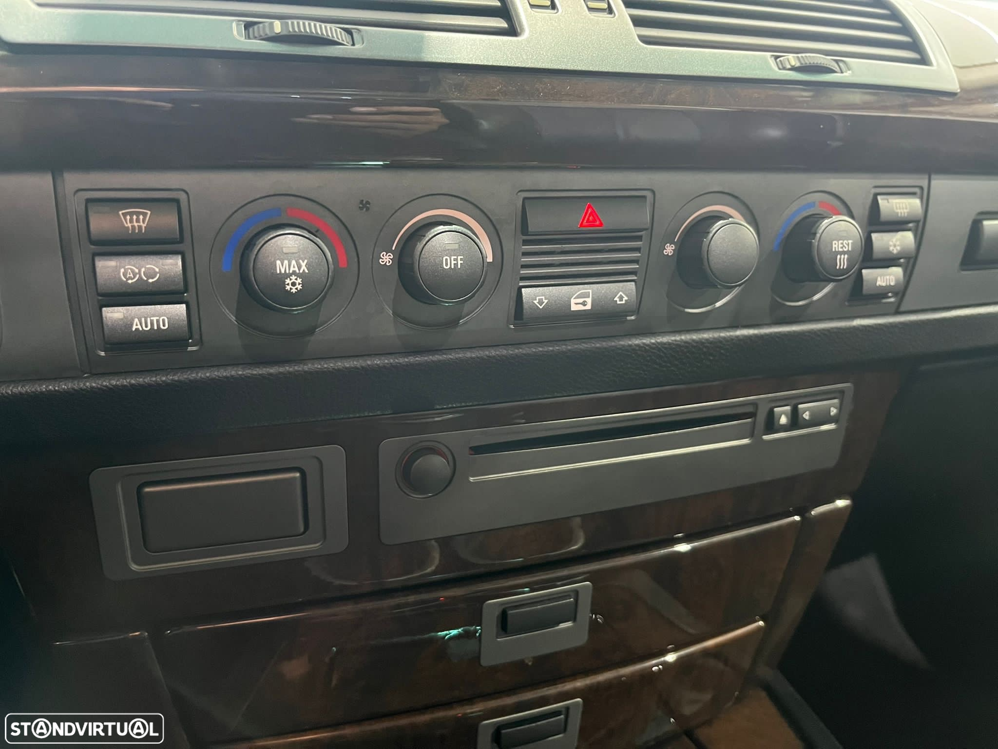 BMW 745 Li - 27