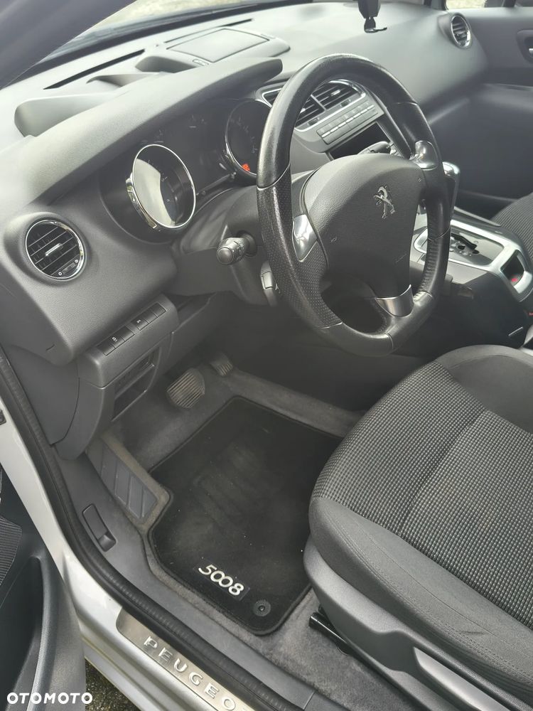 Peugeot 5008 2.0 HDi Allure 7os - 10
