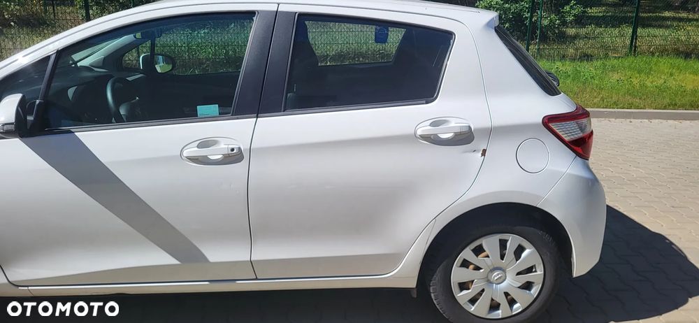 Toyota Yaris 1.5 Active - 4