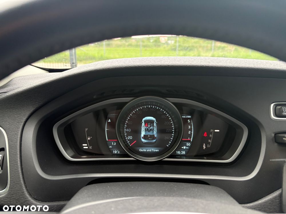 Volvo V40 D3 Geartronic Momentum - 15