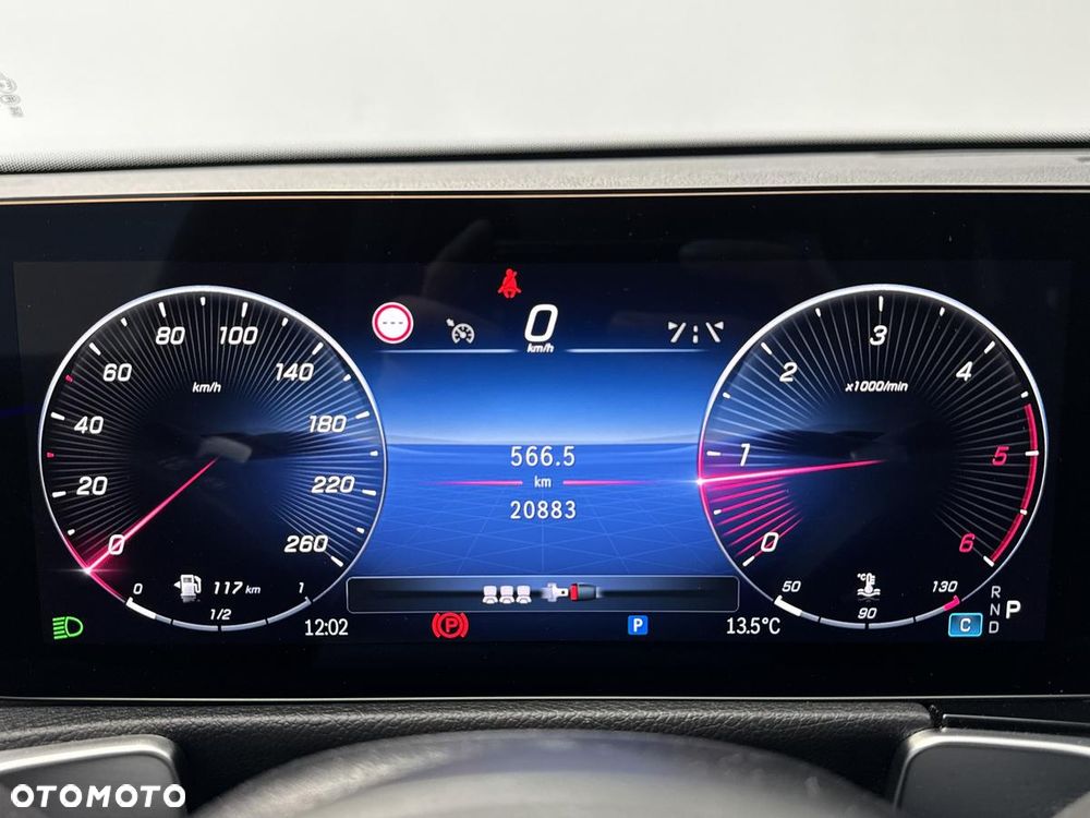 Mercedes-Benz GLB 200 d 4-Matic AMG Line 8G-DCT - 14