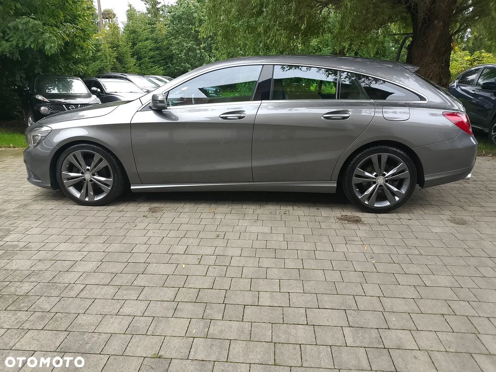 Mercedes-Benz CLA 200 7G-DCT SCORE - 11