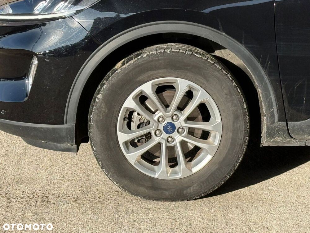 Ford Kuga - 9
