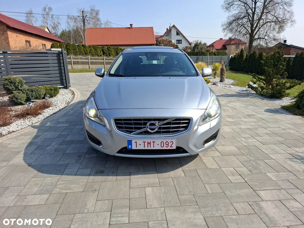 Volvo V60 D3 Edition - 24