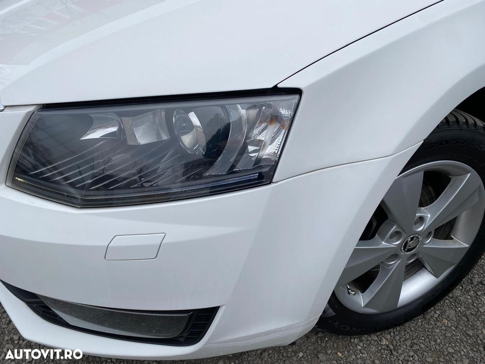 Skoda Octavia 1.6 TDI Style - 16