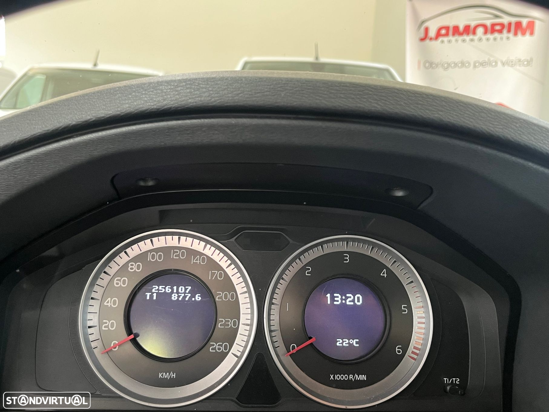 Volvo XC 70 2.0 D3 Drive Momentum - 16