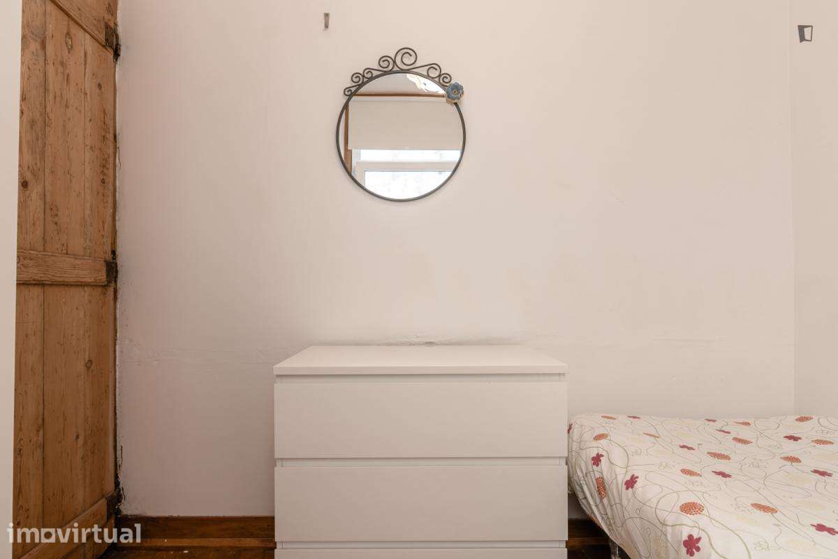 Quarto - localizado em Santa Apolónia Lisbon - Grande imagem: 3/16