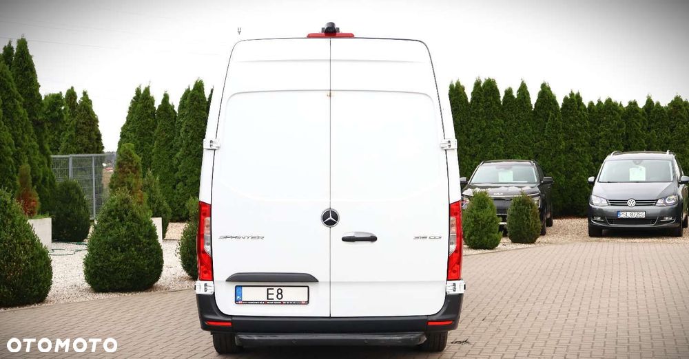Mercedes-Benz Sprinter - 6