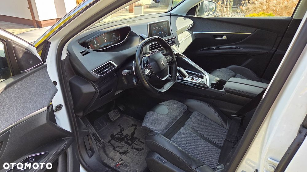 Peugeot 5008 1.5 BlueHDi Active S&S EAT8 - 8