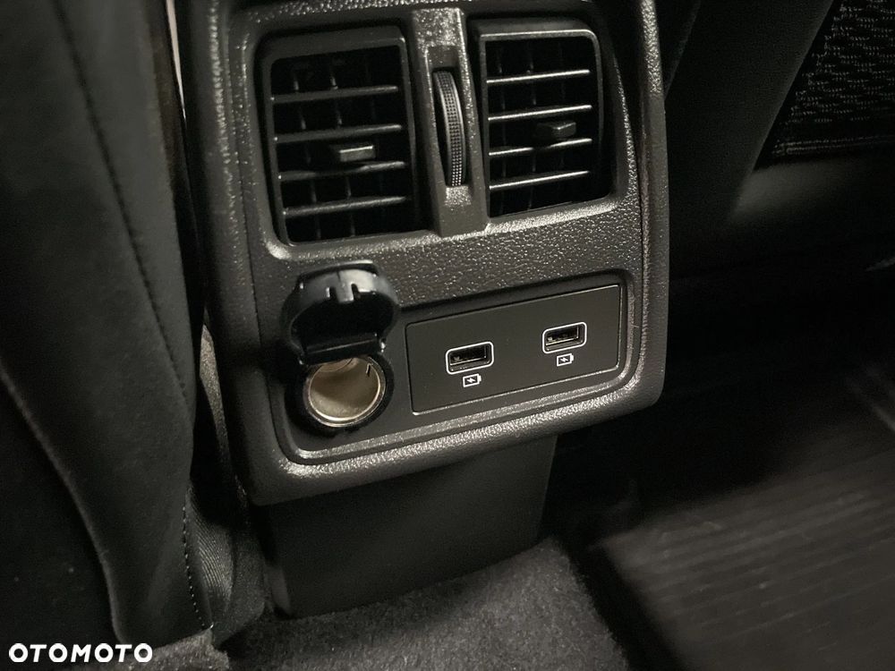 Renault Captur TCe Mild Hybrid 160 EDC GPF R.S LINE - 29