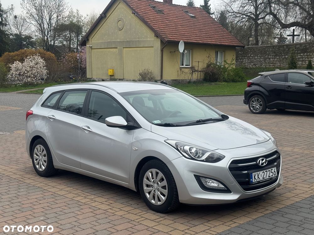 Hyundai i30 1.4 CRDi Premium - 3