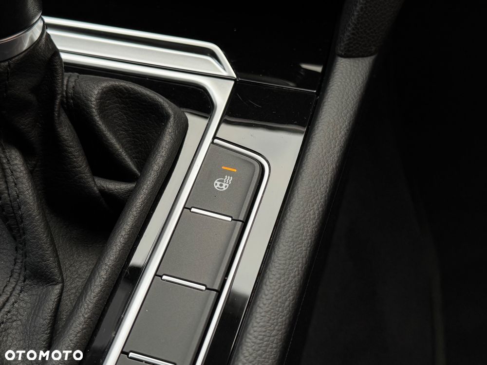 Volkswagen Arteon 2.0 TDI SCR DSG Elegance - 37