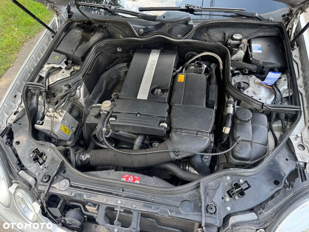 Mercedes-Benz Klasa E 200 Kompressor Automatik Classic - 18