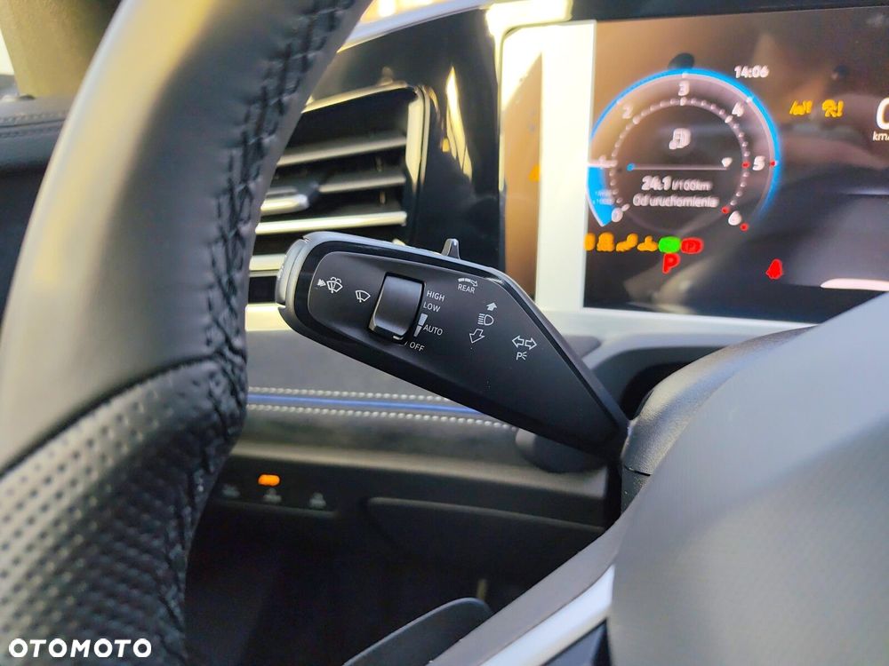 Volkswagen Passat - 21