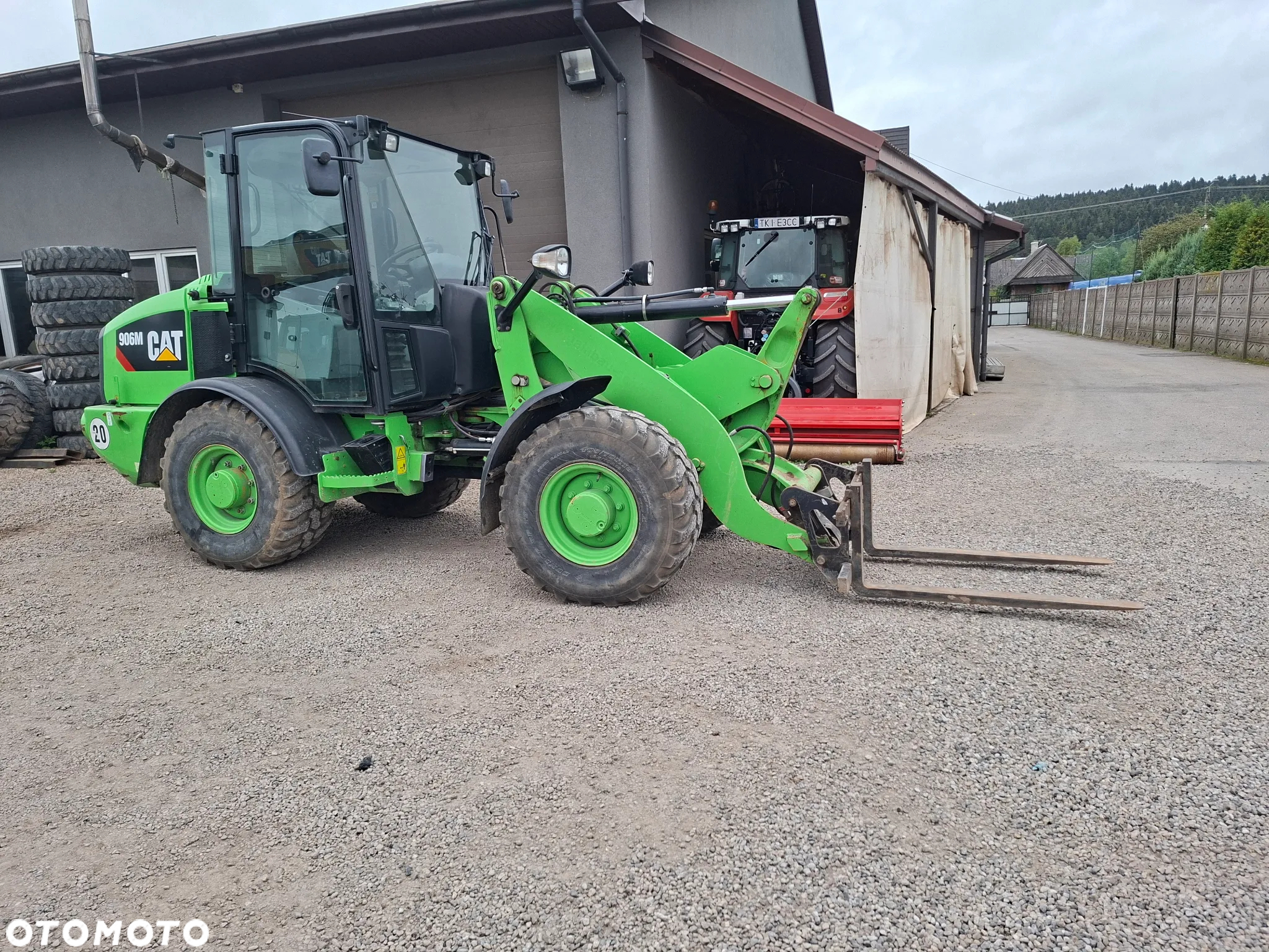 Caterpillar CAT 906 M - 2