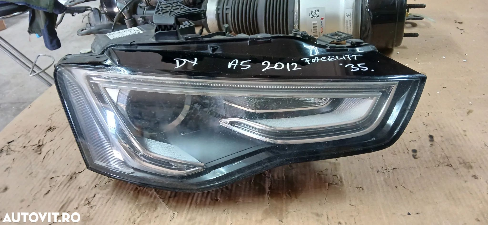 Far dreapta bixenon Audi A5 2013 - 1