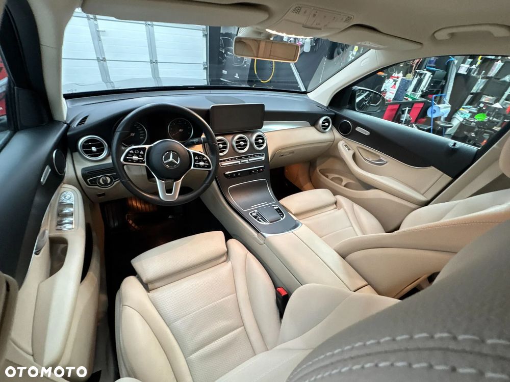 Mercedes-Benz GLC 200 d 4-Matic - 24