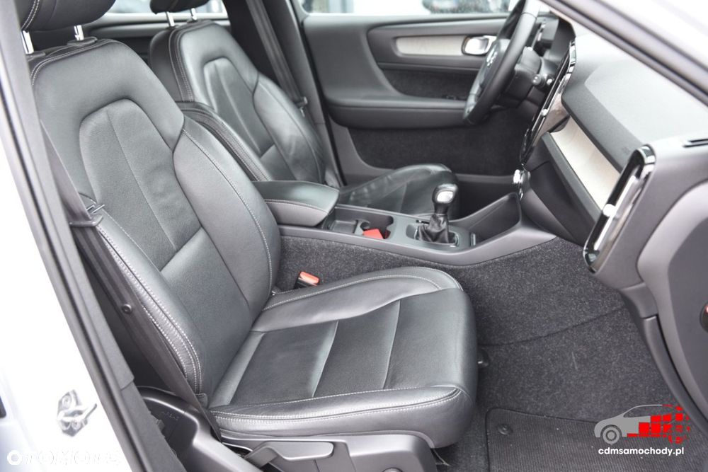 Volvo XC 40 - 21