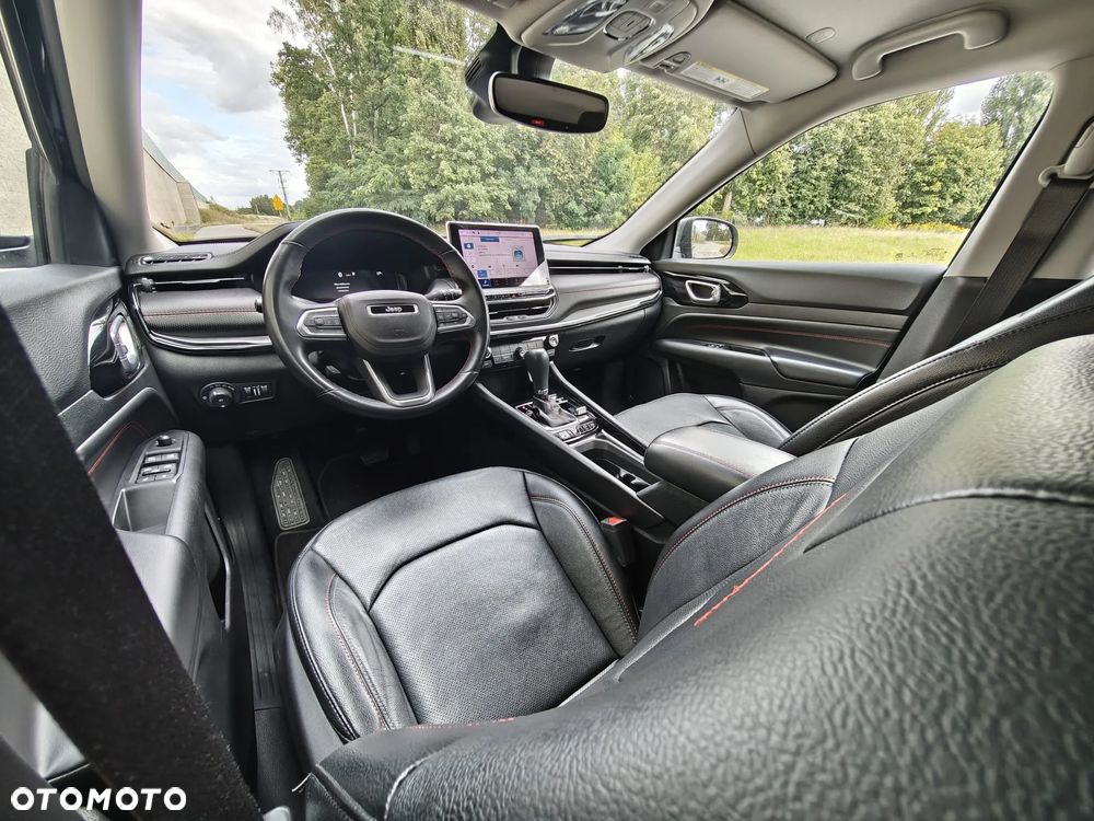 Jeep Compass - 11