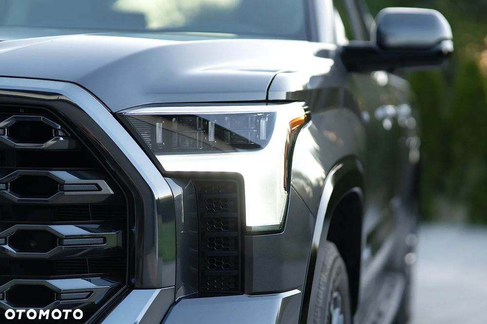 Toyota Tundra - 8