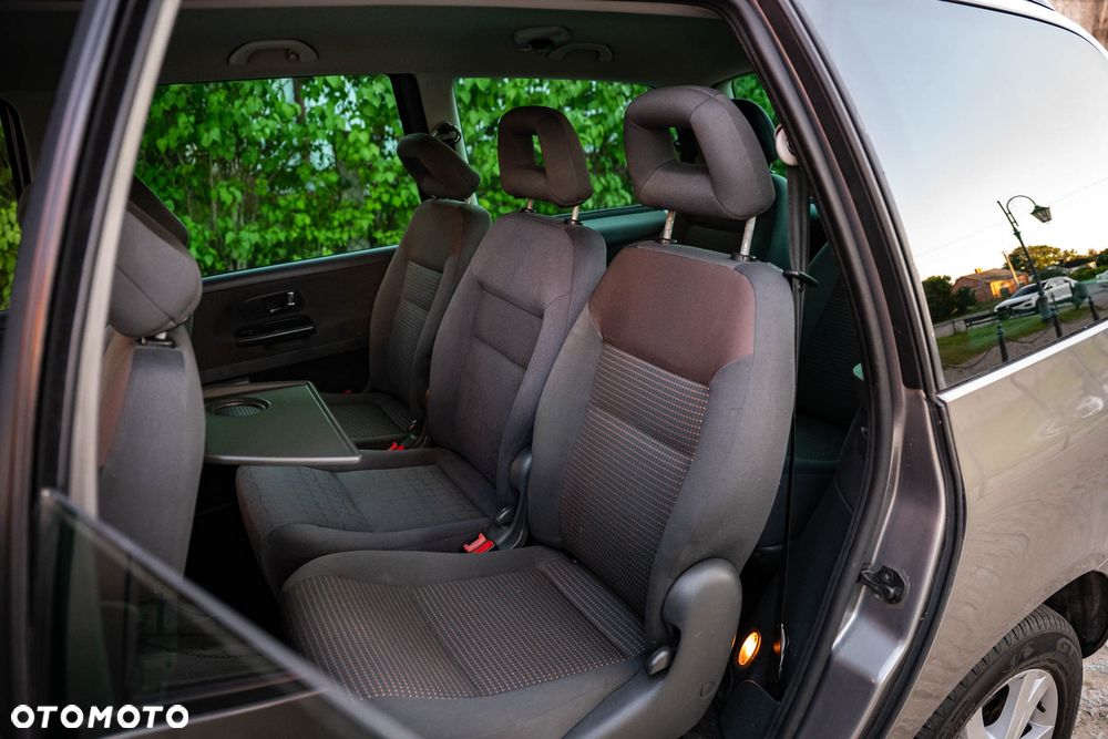 Seat Alhambra - 18
