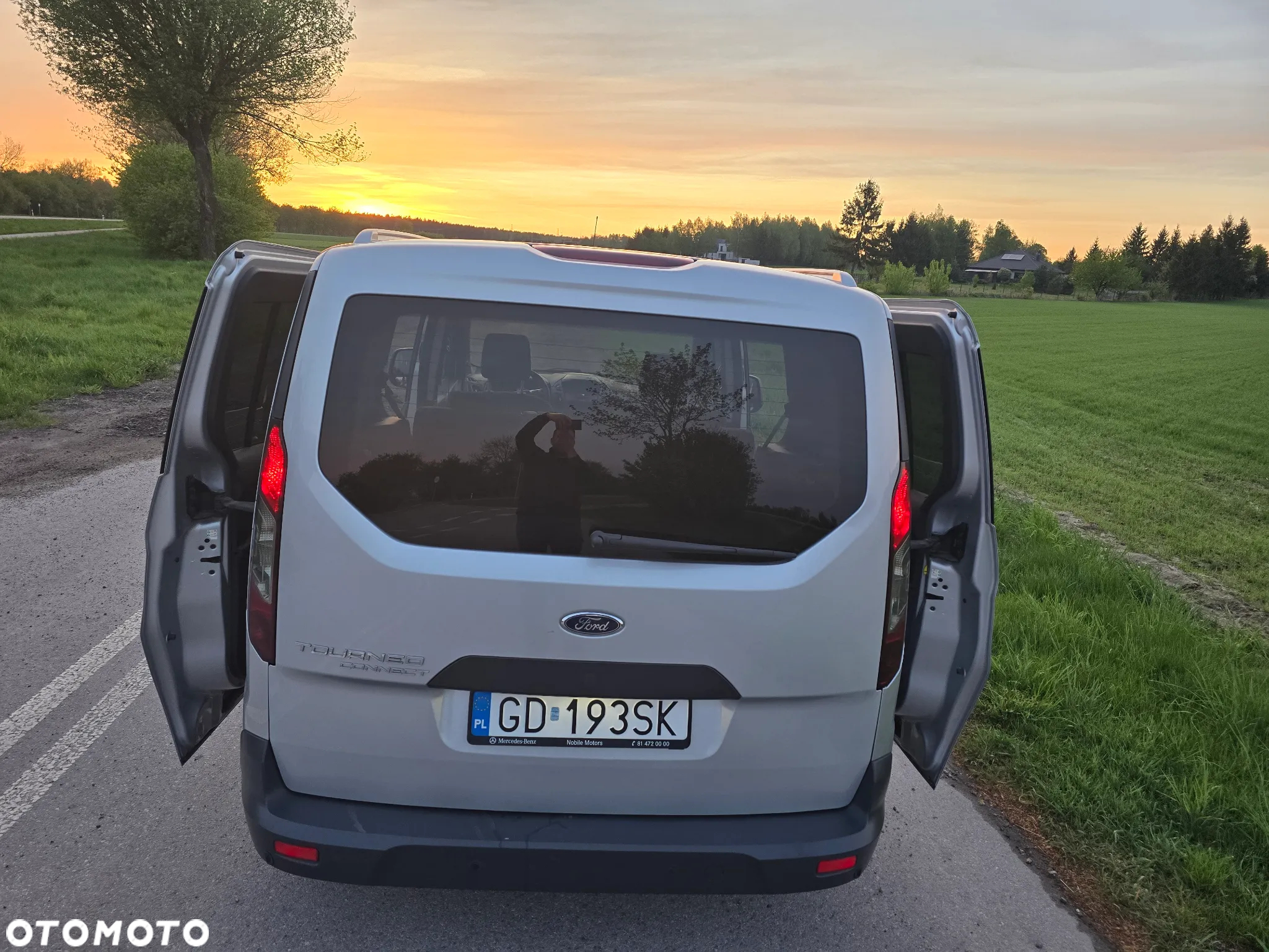 Ford Tourneo Connect 1.5 TDCi Trend - 8
