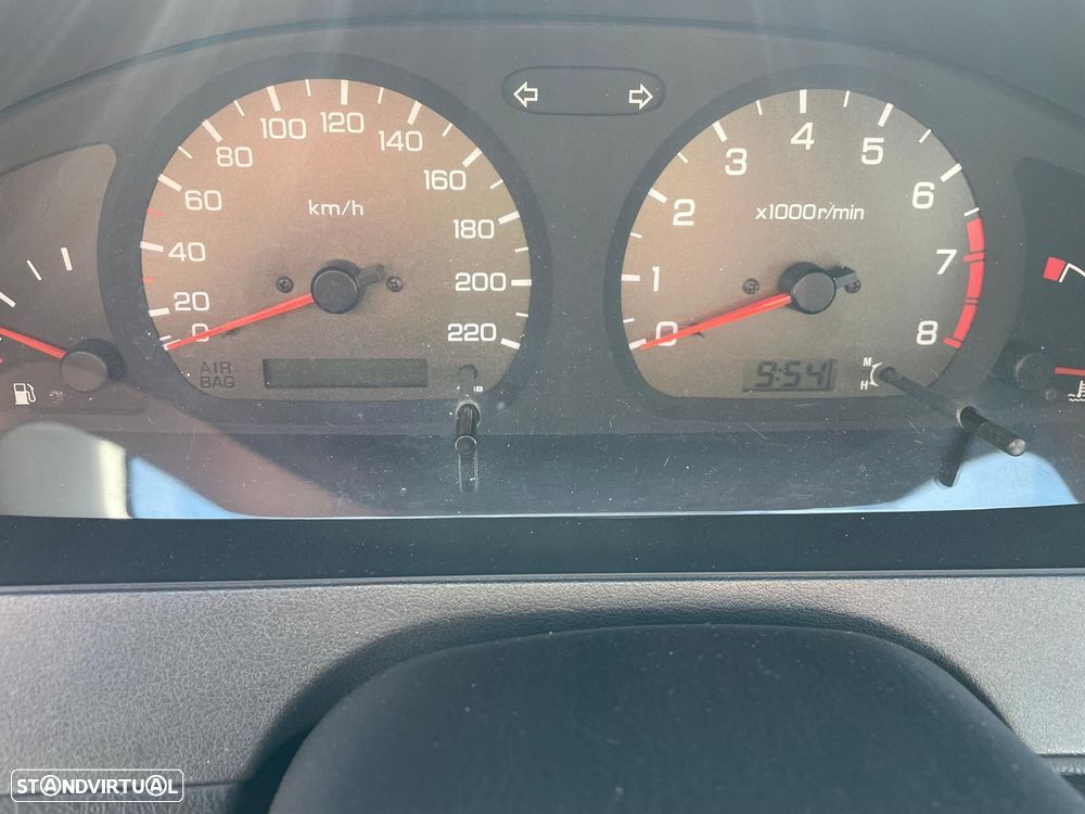 Nissan Almera 1.4 SR - 10