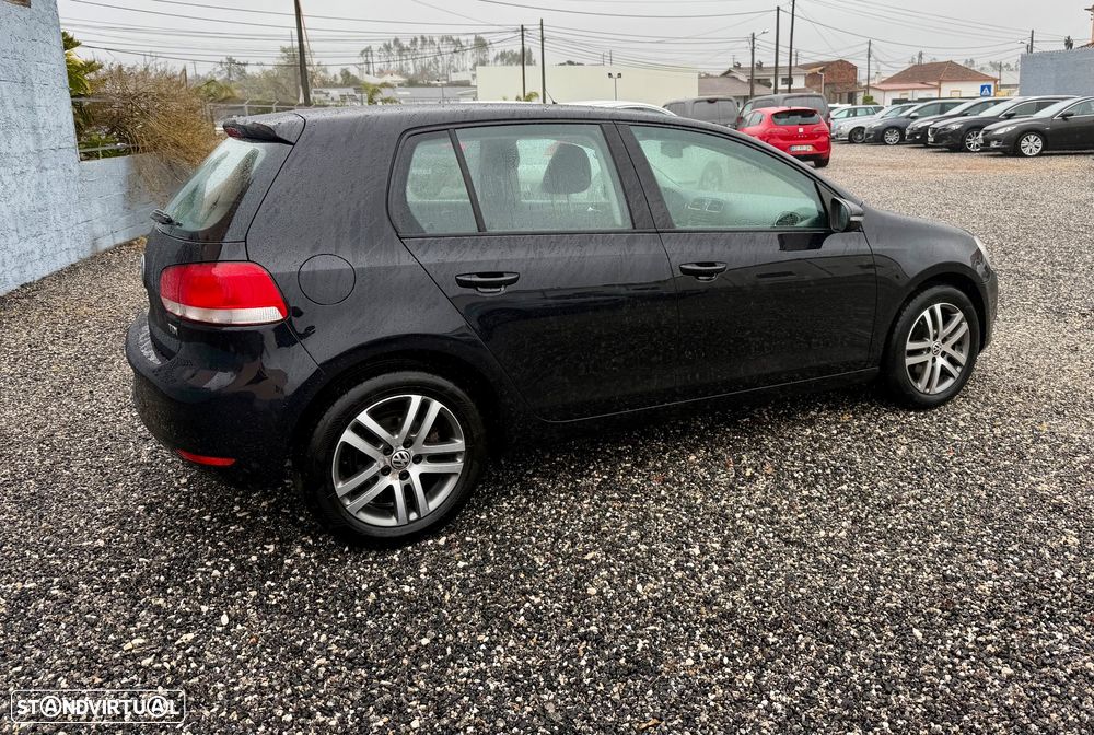 VW Golf 1.6 TDi Trendline BlueMotion - 6