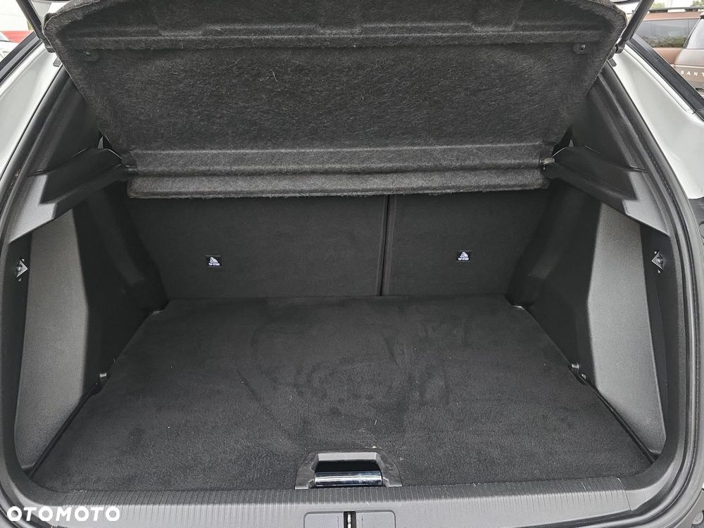 Peugeot 2008 1.5 BlueHDi Active Pack S&S - 10