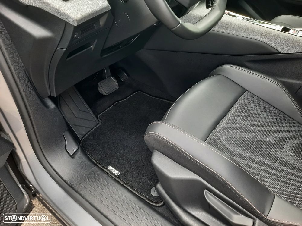 Peugeot 3008 Hybrid 145 e-DSC6 Allure - 23