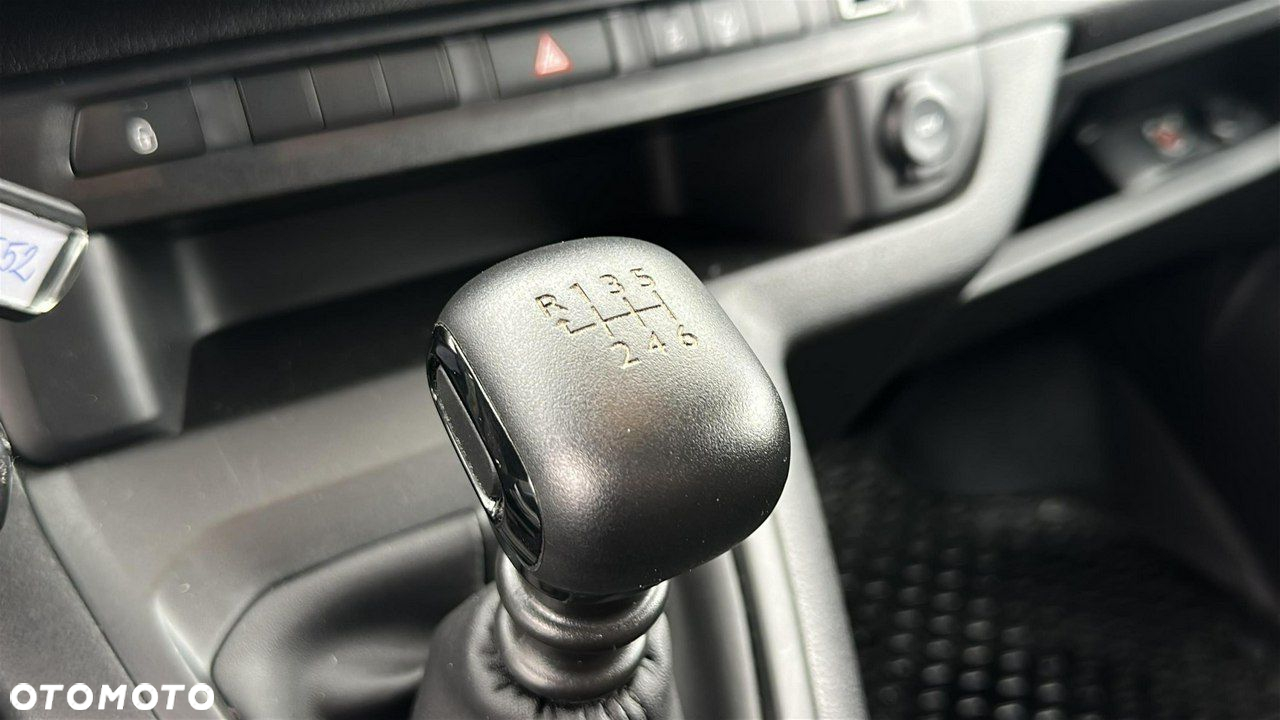 Peugeot Expert - 16