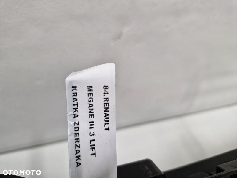 RENAULT MEGANE III 3 LIFT KRATKA ŚRODKOWA ZDERZAKA PRZÓD 622547366R - 5